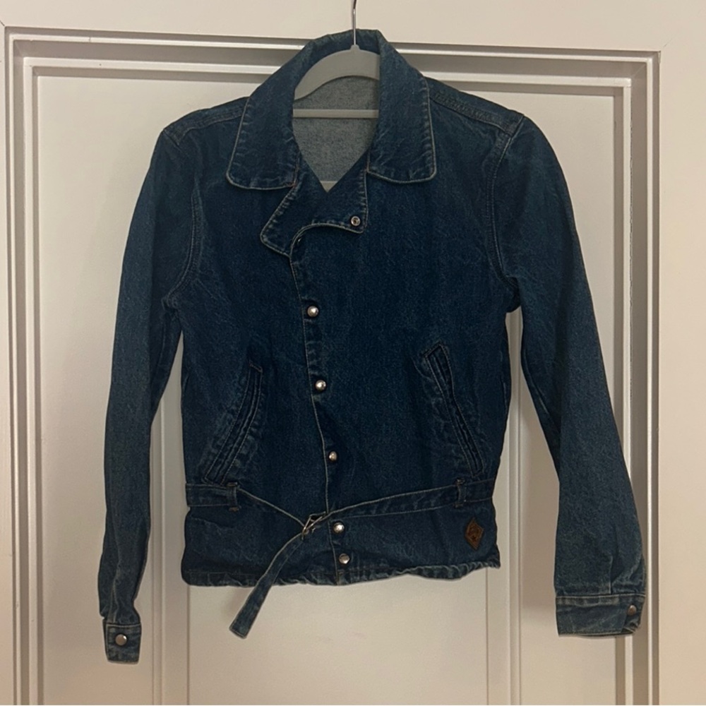 Marlboro Jeans Jacket Blue Denim Medium Dark Wash Collared Cinch Waist 80s Promo